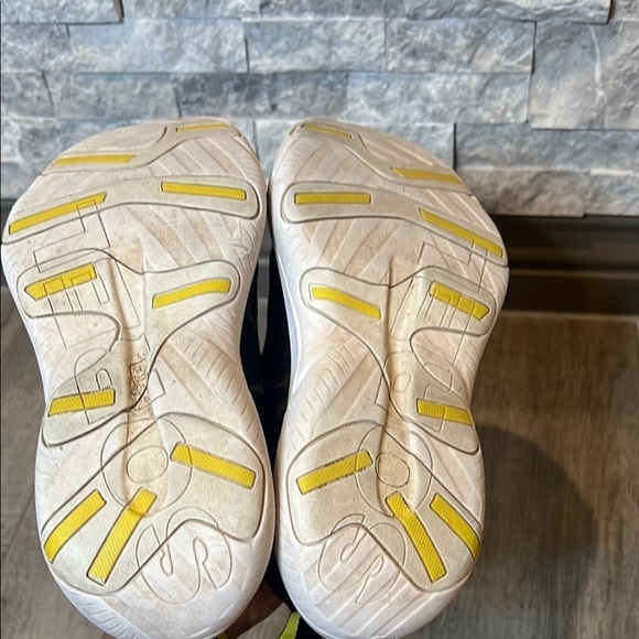 Sorel Black Gray and White Sneakers with Cushioned Midsole size 7 - Picture 8 of 15